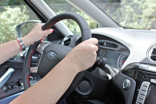 ¿Son más seguros los coches con cambio automático?