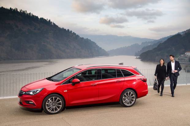 Opel y Citroën C4, los más vendidos en marzo