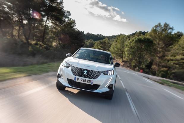 ¿Qué SUV pequeño comprar? Analizamos el Peugeot 2008
