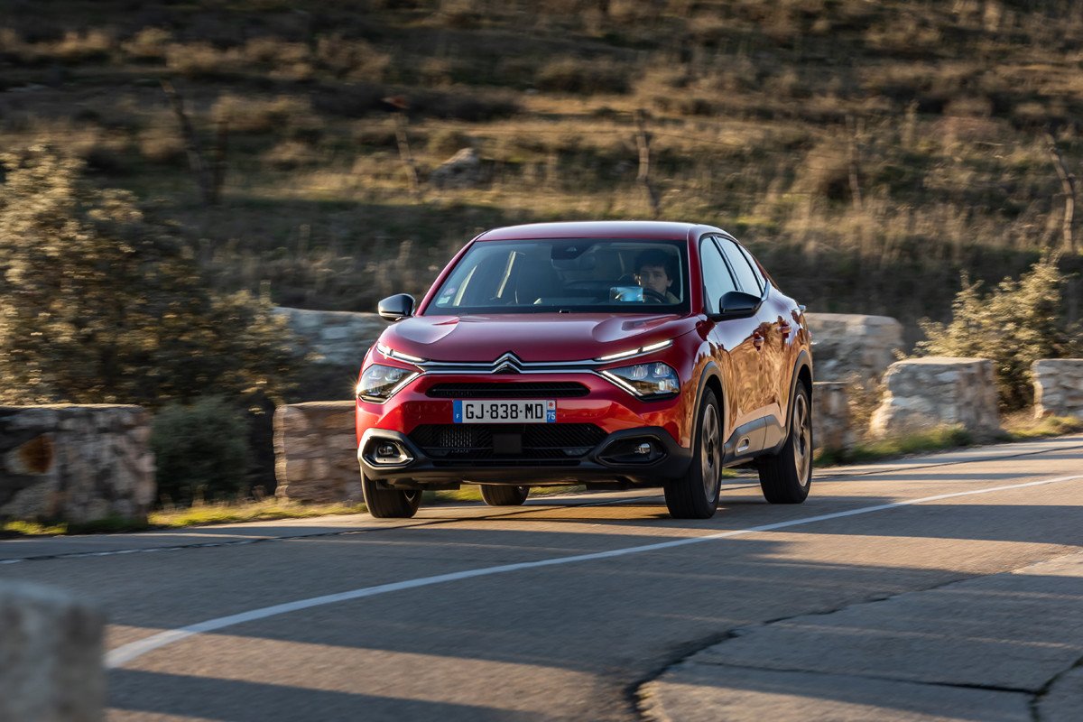 Nuevo Citroën C4 X ya a la venta: todos los acabados, motores y precios