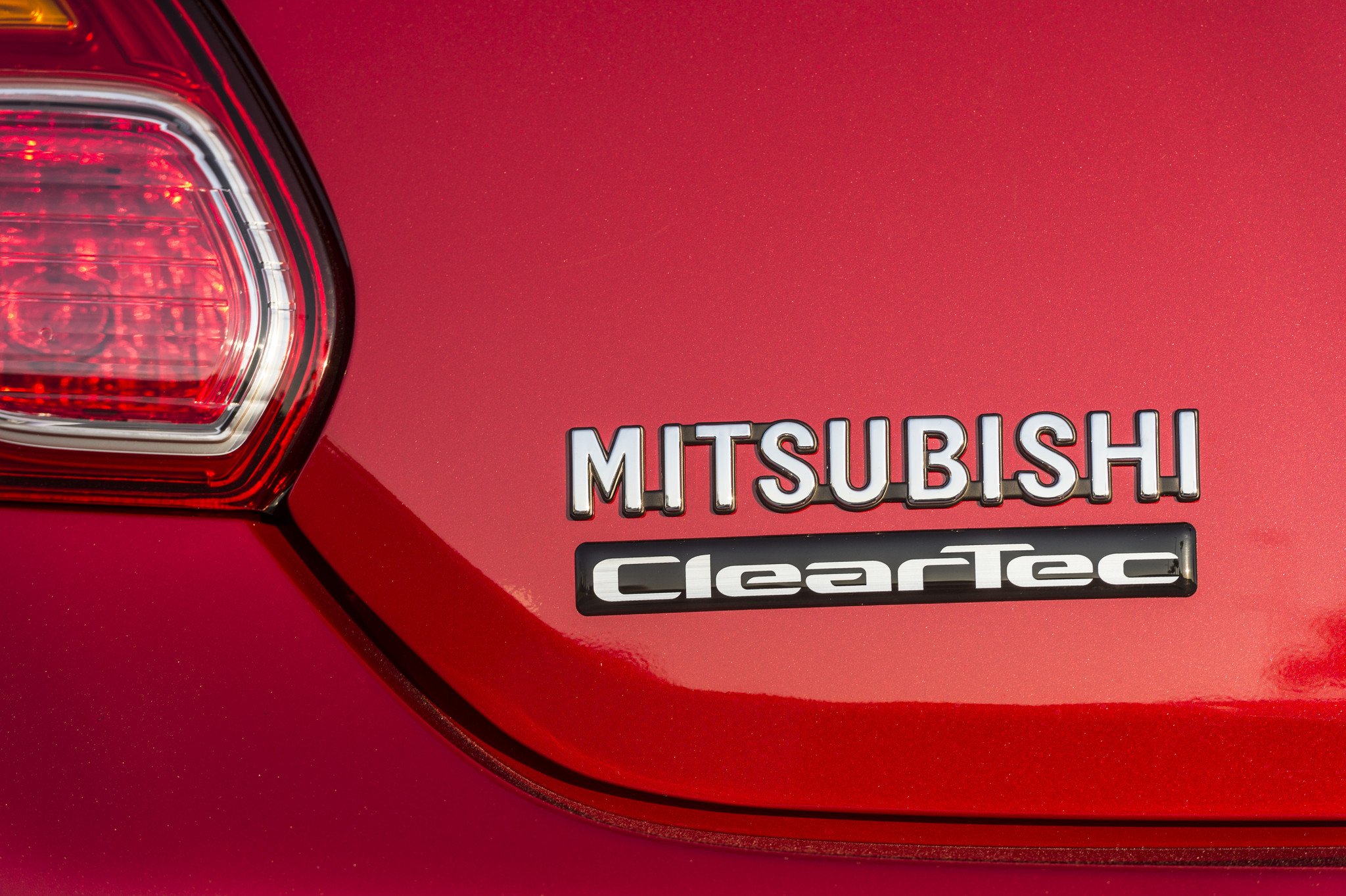Prueba Mitsubishi Space Star: en la ciudad, “menos es más”