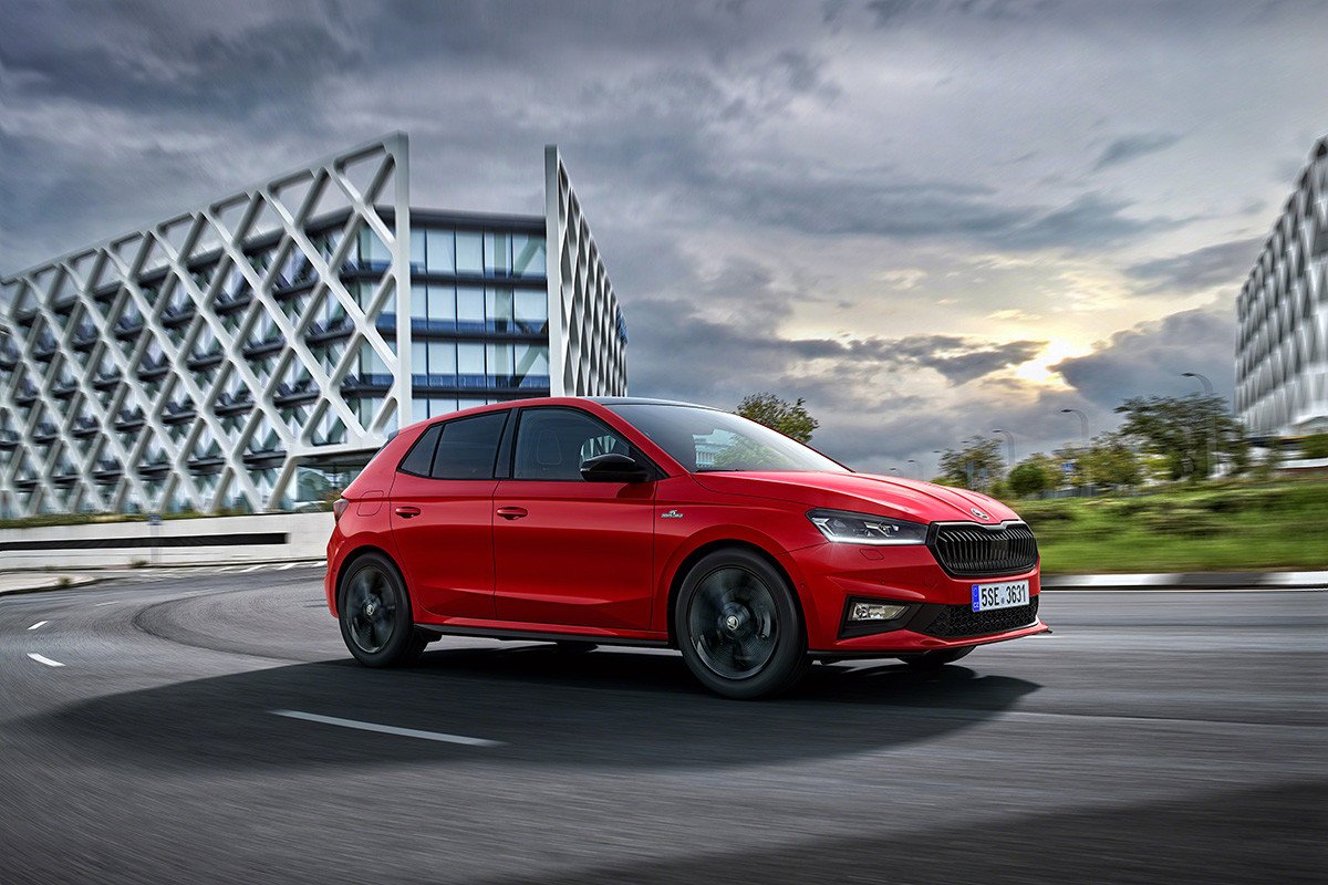 Nuevas imágenes Skoda Fabia Monte Carlo: motorizaciones disponibles e interior