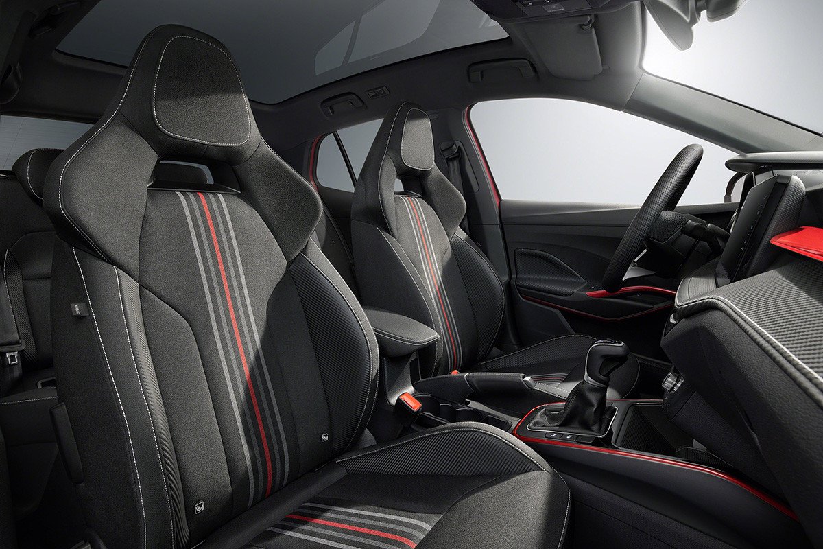 Nuevas imágenes Skoda Fabia Monte Carlo: motorizaciones disponibles e interior