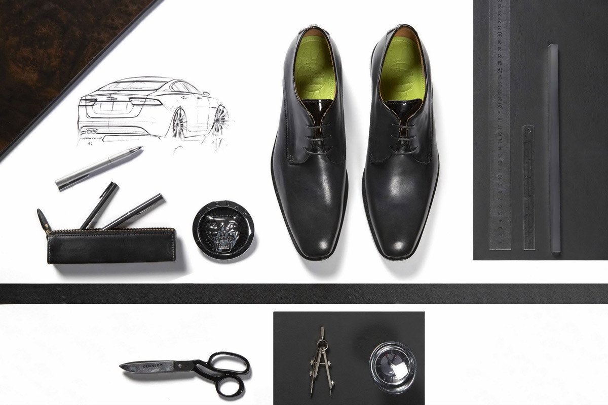 Oliver Sweeney diseña dos nuevos zapatos para Jaguar