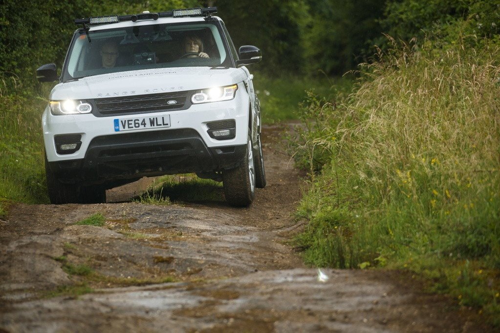 Nuevas tecnologías todoterreno de Land Rover con conducción autónoma