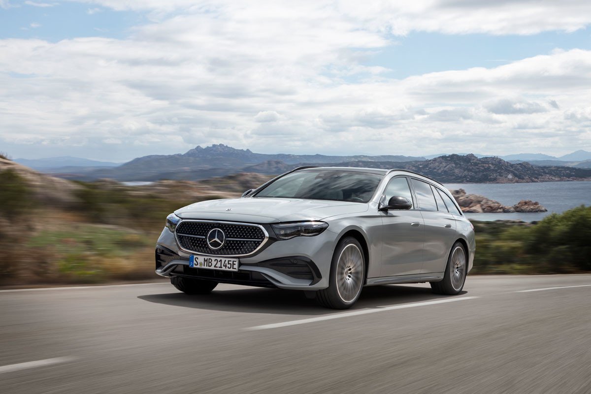 Todo sobre el nuevo Mercedes Clase E: nuevo diseño, más pantallas, motores híbridos
