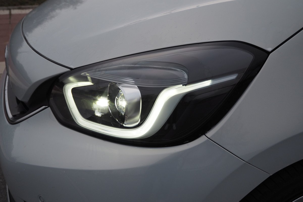 Prueba y opinión del Honda Jazz e:HEV Hybrid: comodidad, bajos consumos y mucho espacio