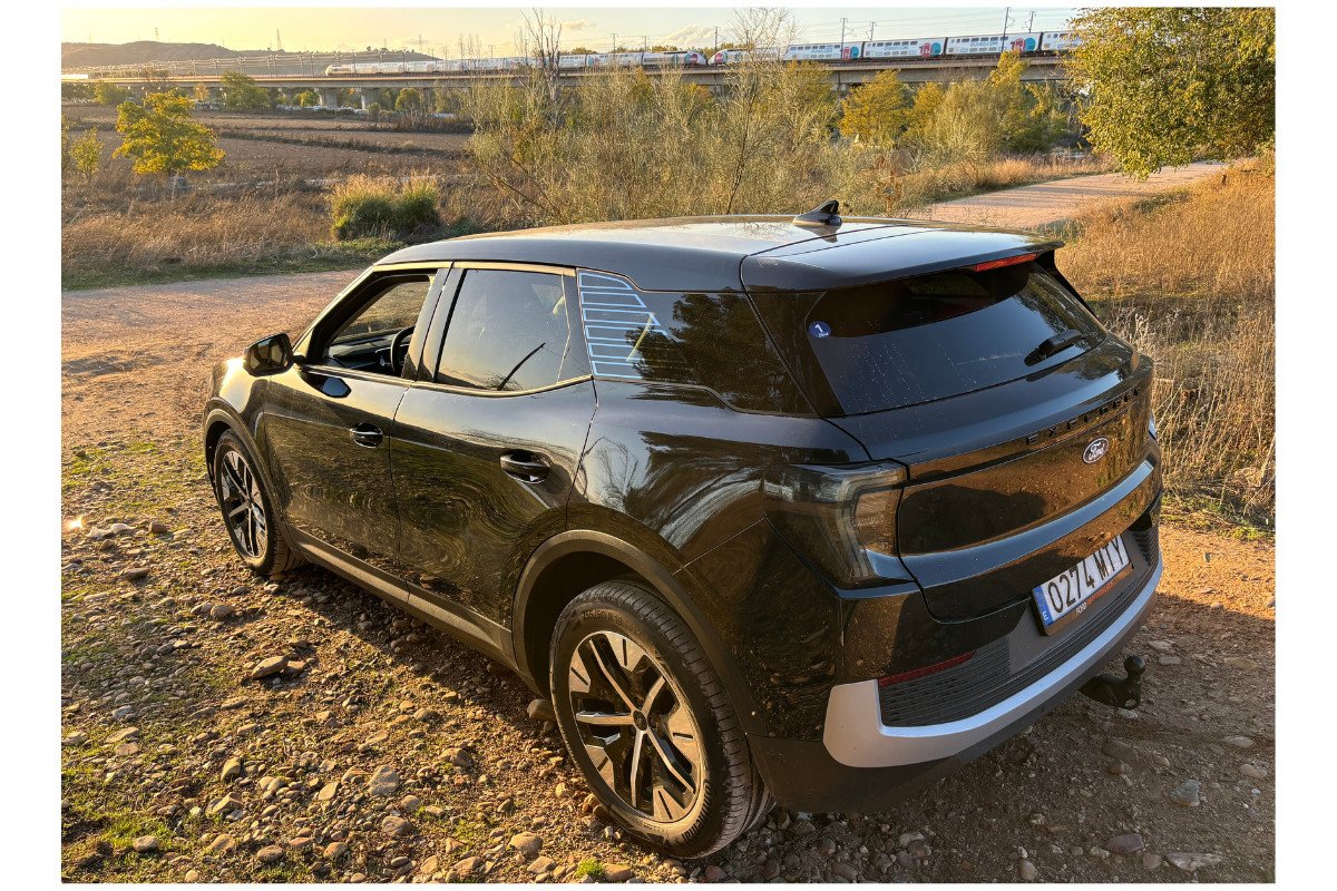 Prueba y opinión Ford Explorer: SUV eléctrico, autonomía, carga, interior, maletero