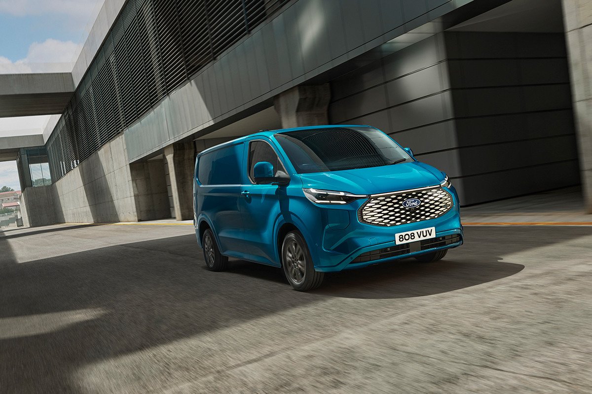 Nueva Ford E-Transit Custom, la revolución eléctrica para los pequeños negocios