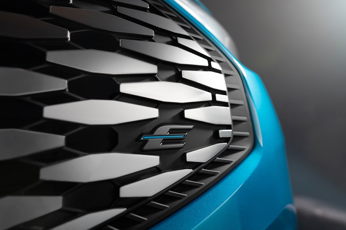 Nueva Ford E-Transit Custom, la revolución eléctrica para los pequeños negocios