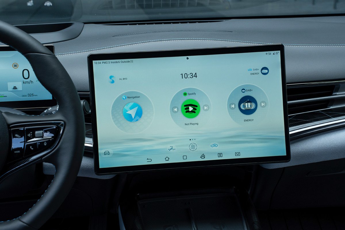 Prueba BYD Seal: la berlina eléctrica que rivaliza directamente con el Tesla Model 3