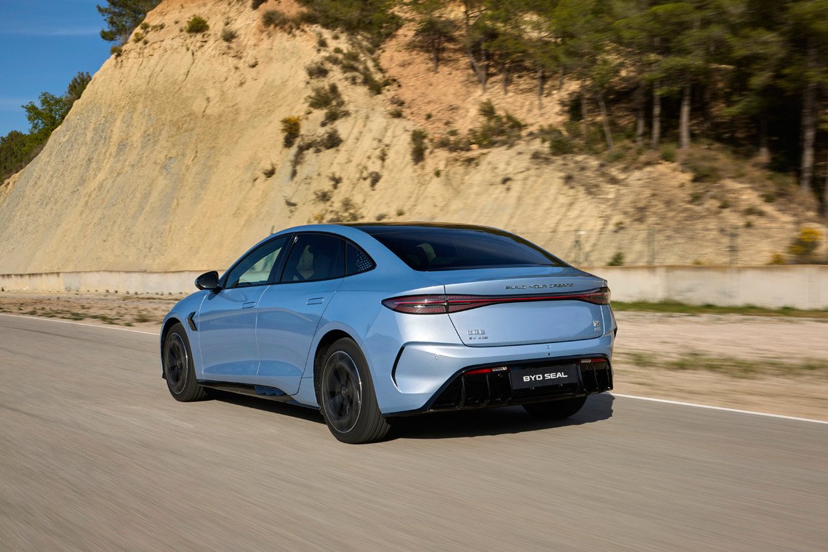 Prueba BYD Seal: la berlina eléctrica que rivaliza directamente con el Tesla Model 3