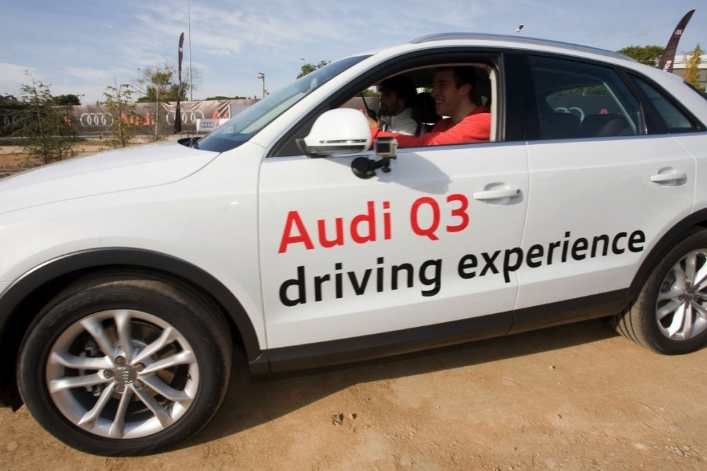 Audi Q3 y los jugadores del Regal Barcelona, galería de fotos