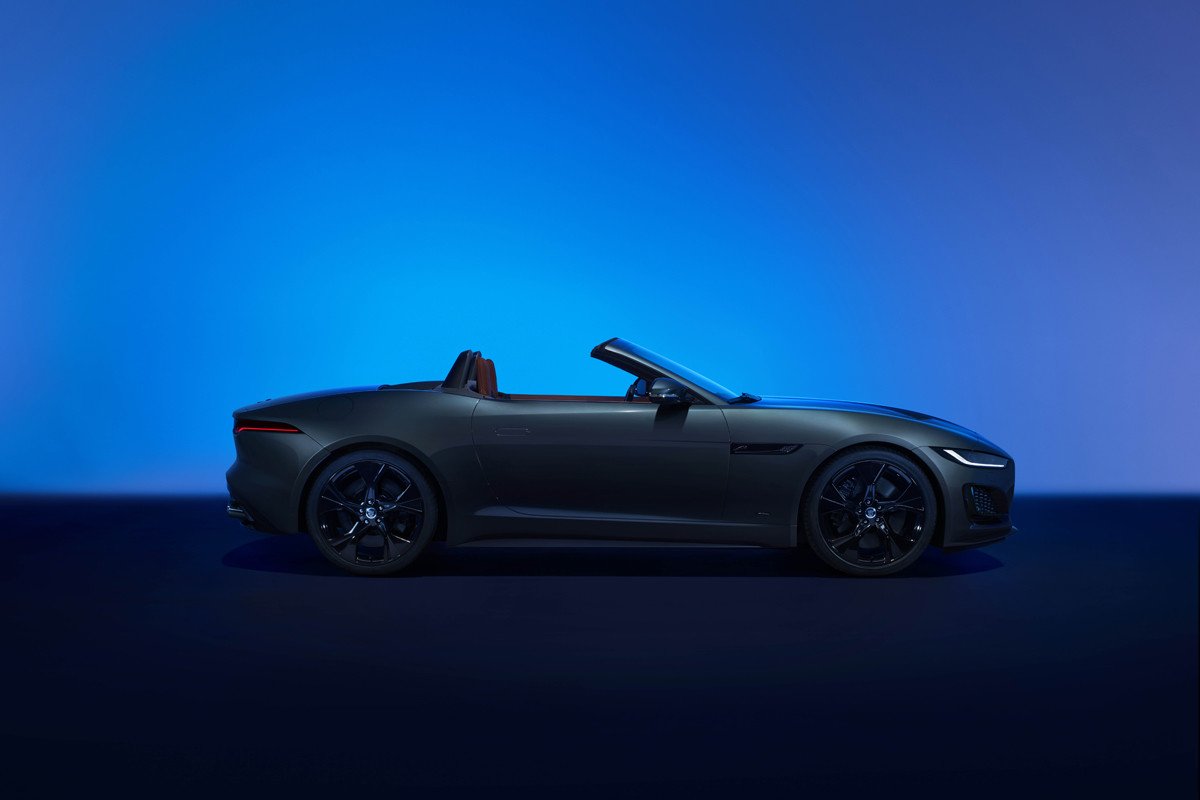 Jaguar F-TYPE 75
