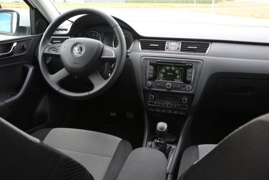 Prueba Skoda Rapid: Impresiones de conducción, fotos y datos