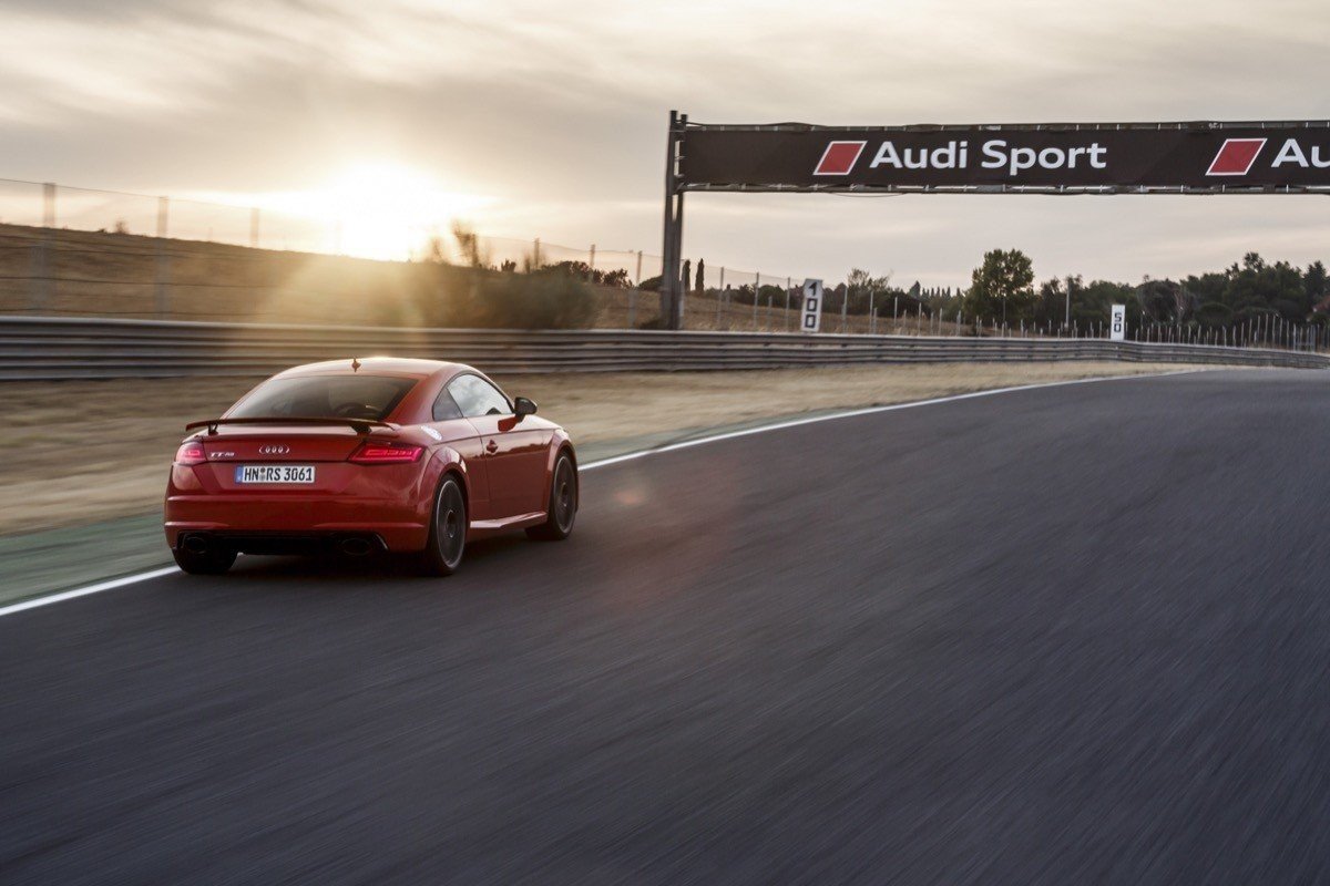 Prueba Audi TT RS Coupé y Roadster: eficacia pura