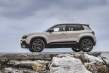 Comparativa de amplitud entre dos SUV urbanos ECO: Jeep Avenger y Toyota Yaris Cross