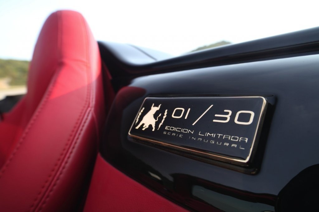 Tauro V8 Spyder: nuevo coche deportivo español