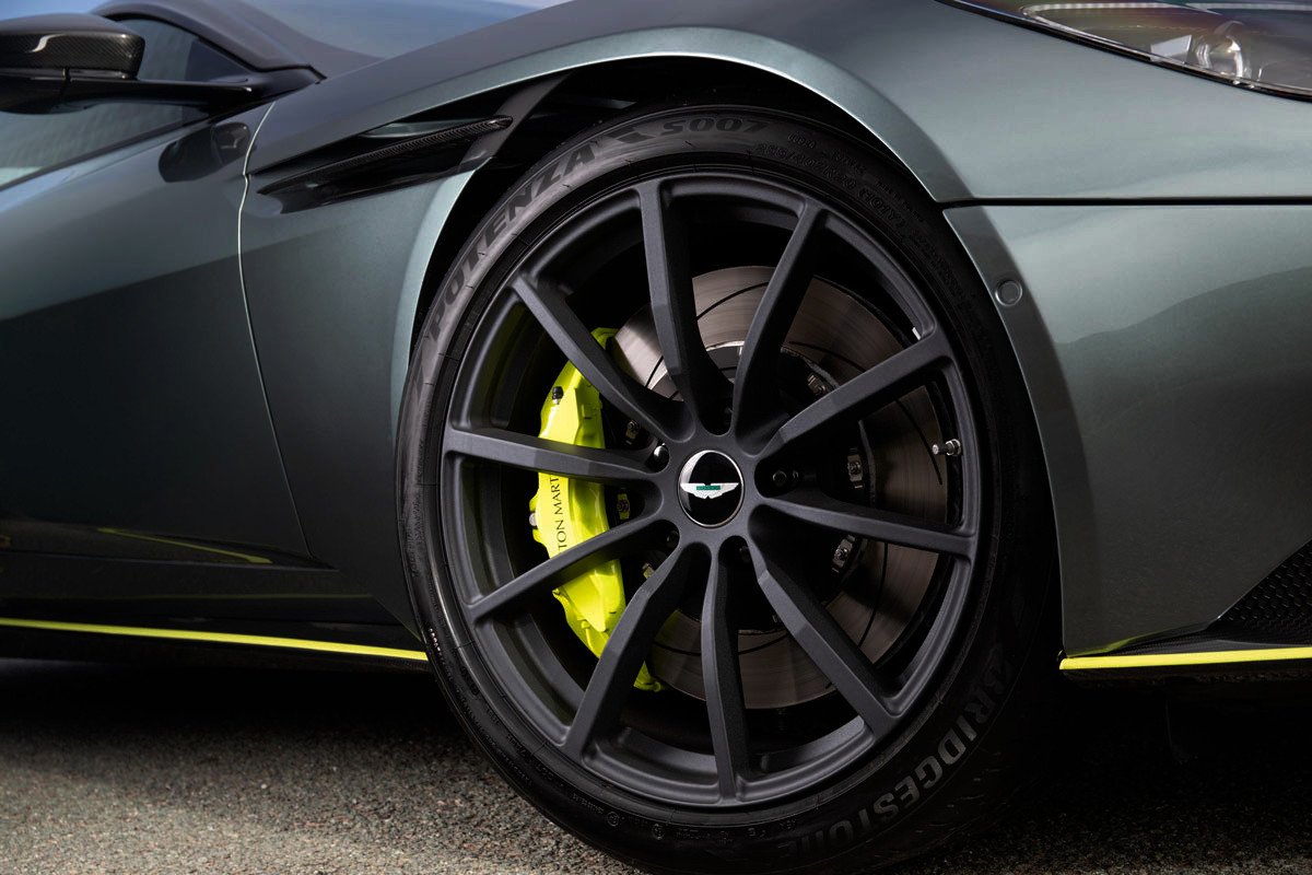 Aston Martin DB11 AMR, todavía más deportivo