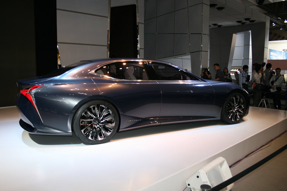 Lexus LF-FC, el futuro LS