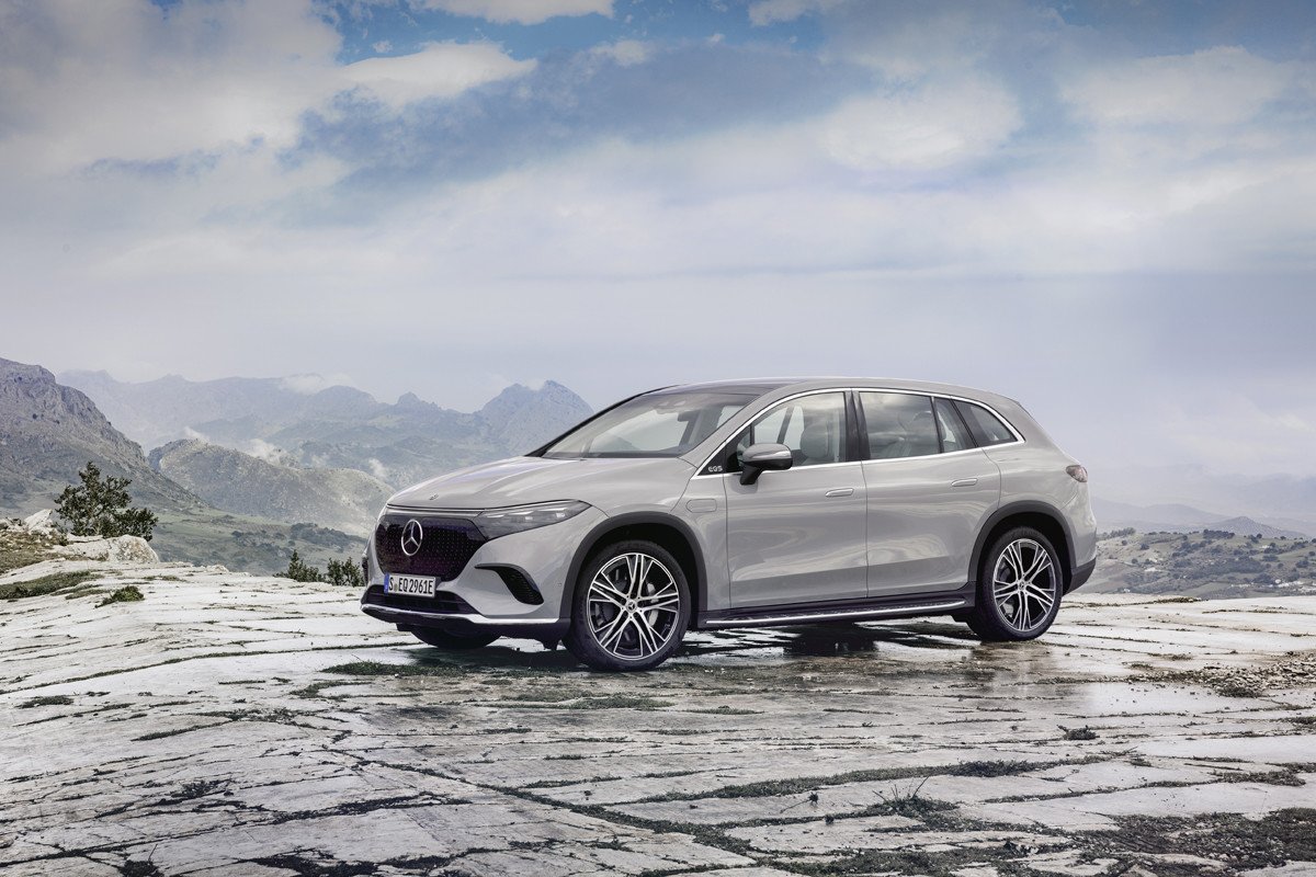 Nuevo Mercedes EQS SUV: primeras imágenes y datos del eléctrico