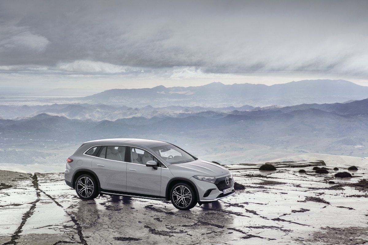 Nuevo Mercedes EQS SUV: primeras imágenes y datos del eléctrico