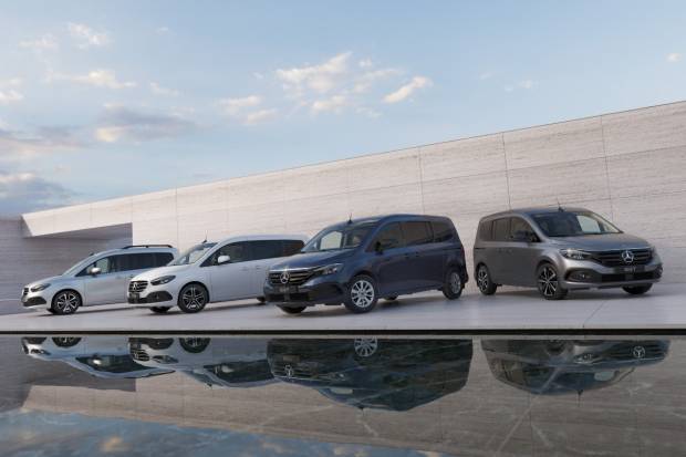 Los Mercedes eCitan y EQT que pueden llevar hasta siete plazas con seis sillas ISOFIX