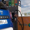 ¿Dónde encontrar las gasolineras más baratas antes de salir de viaje?