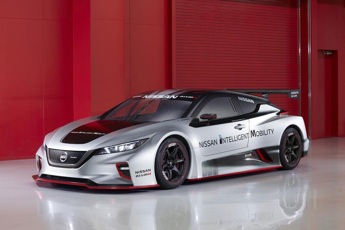 Nissan ya tiene su coche de carreras eléctrico: Leaf NISMO RC
