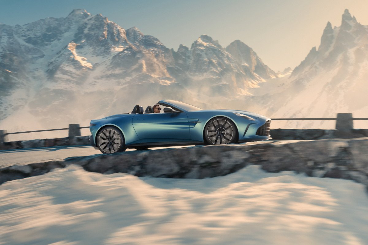 Aston Martin Vantage Roadster 2025
