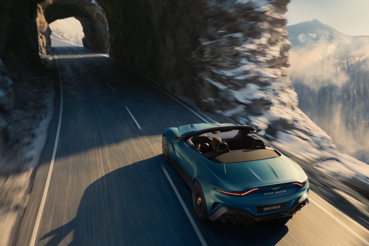 Aston Martin Vantage Roadster 2025: V8 de 665 CV sin hibridación perfecto para puristas
