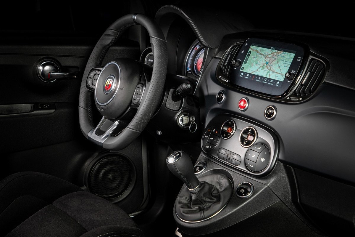Probamos en circuito el Abarth F595: diversión asegurada desde 20.200 euros
