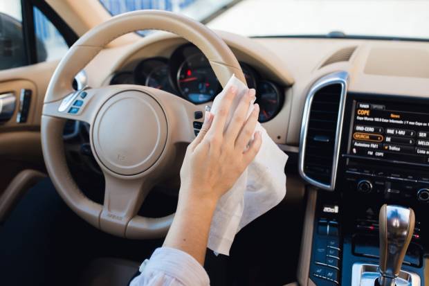 ¡Coronavirus fuera! Expertos nos explican cómo desinfectar el coche