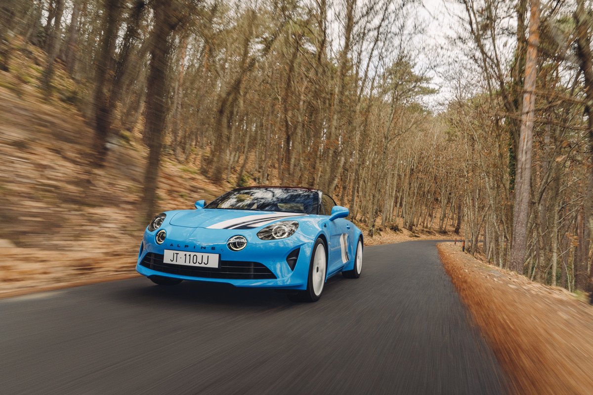 Alpine se abona a las ediciones limitadas: así luce la San Remo 73 dedicada a los rallys
