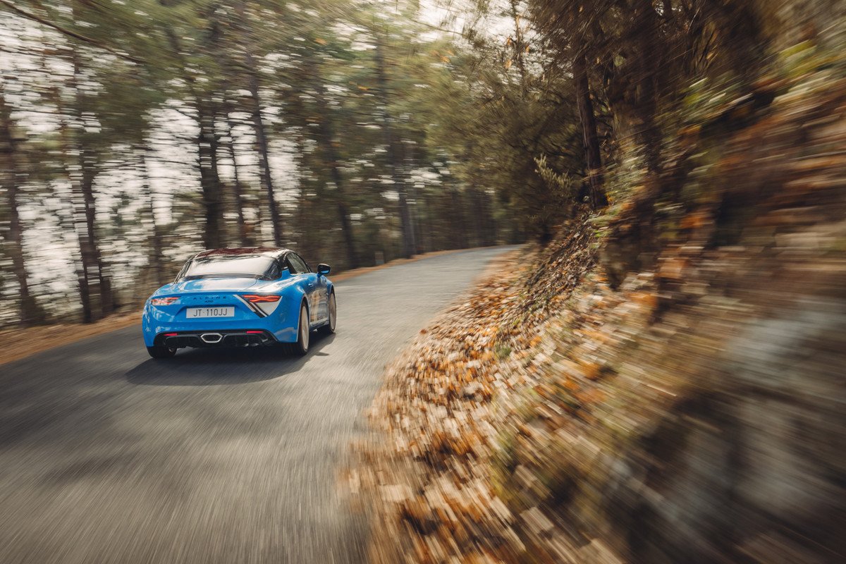 Alpine se abona a las ediciones limitadas: así luce la San Remo 73 dedicada a los rallys
