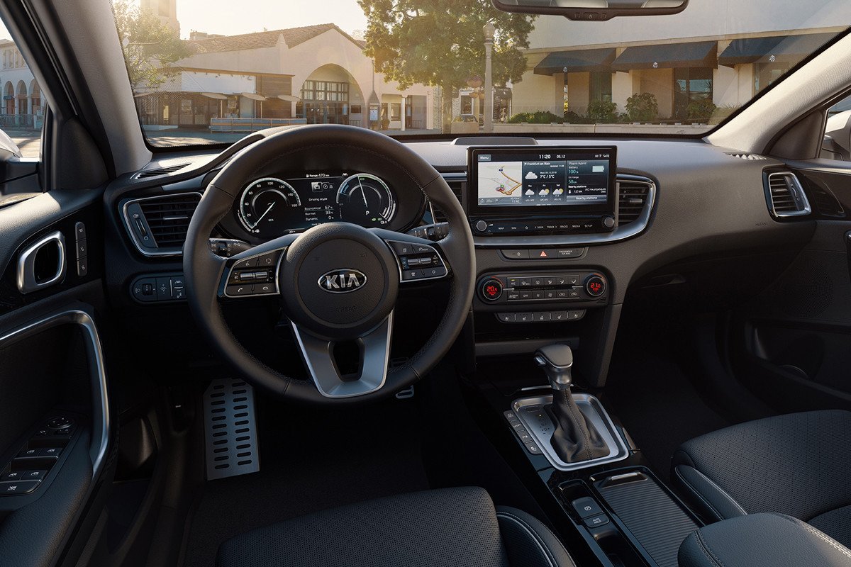 Los Kia XCeed y Ceed Tourer estrenarán versiones híbridas enchufables en 2020