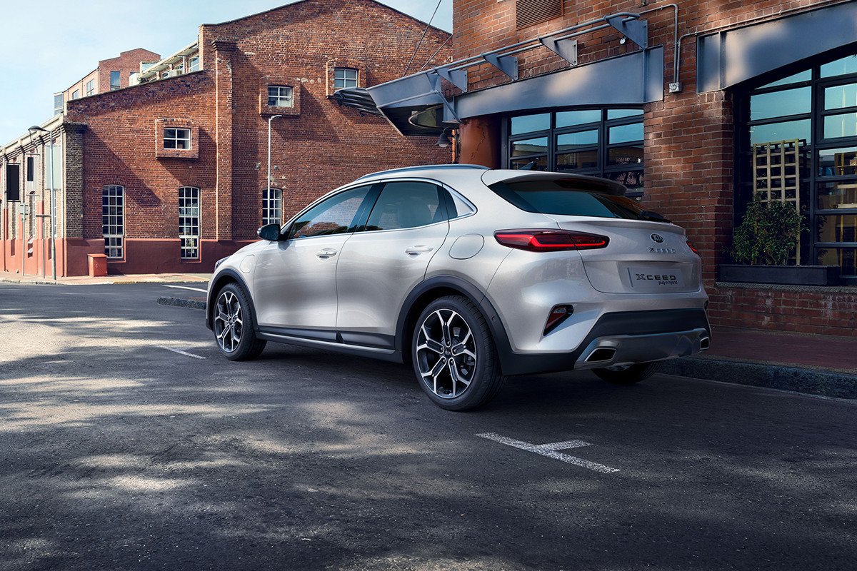 Los Kia XCeed y Ceed Tourer estrenarán versiones híbridas enchufables en 2020