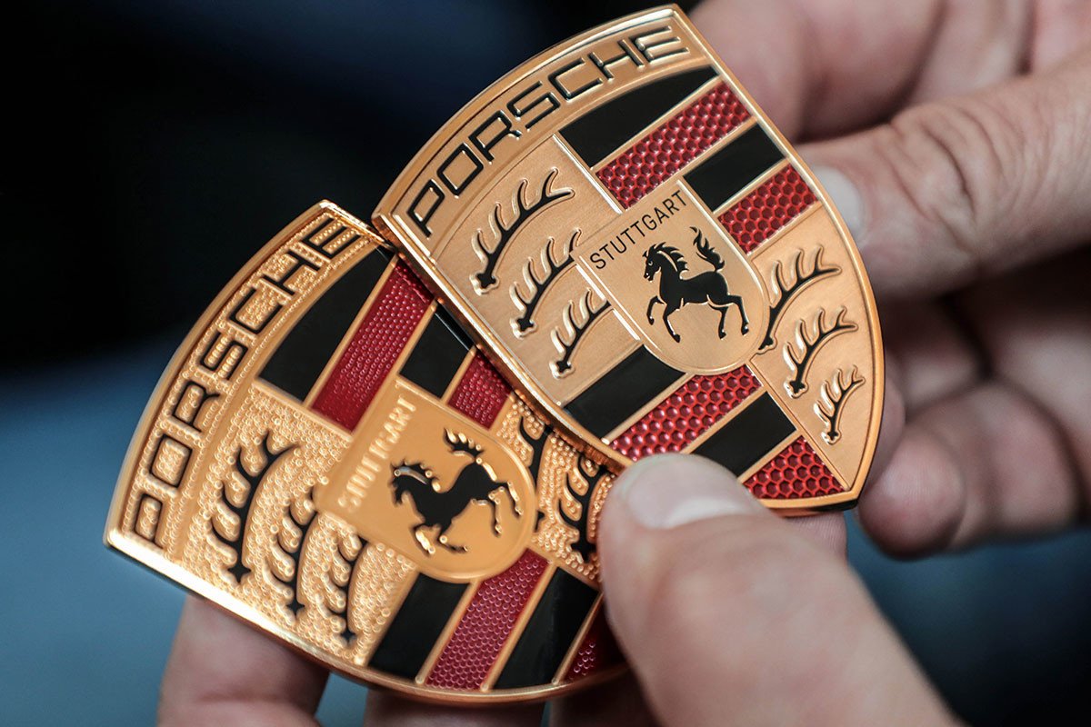 Estos son los cambios que tendrá el nuevo logo de Porsche