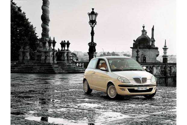 Lancia, nuevos descuentos y lanzamiento del Lancia Ypsilon Elle