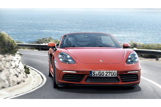 El legendario Porsche 718 Boxster ha vuelto: con motor cuatro cilindros turbo 