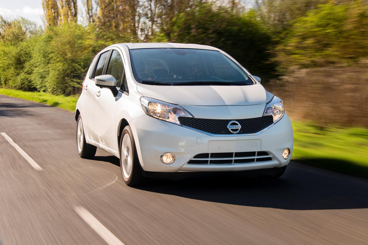 Nissan crea el coche que no se ensucia