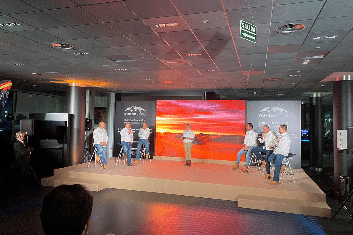 Mercedes presenta su equipo Rumbo Zero para el Dakar Classic 2022