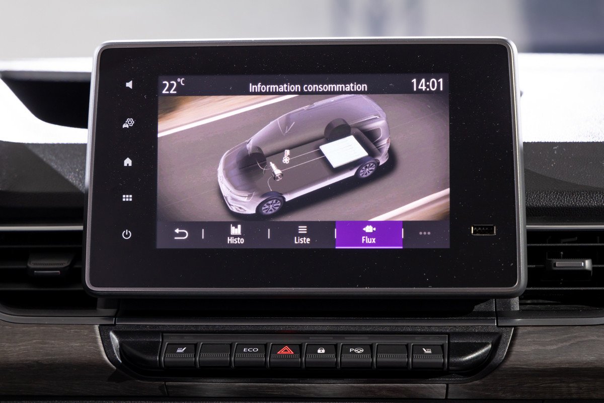 Renault Kangoo Combi E-Tech: eléctrica por primera vez en la versión de pasajeros