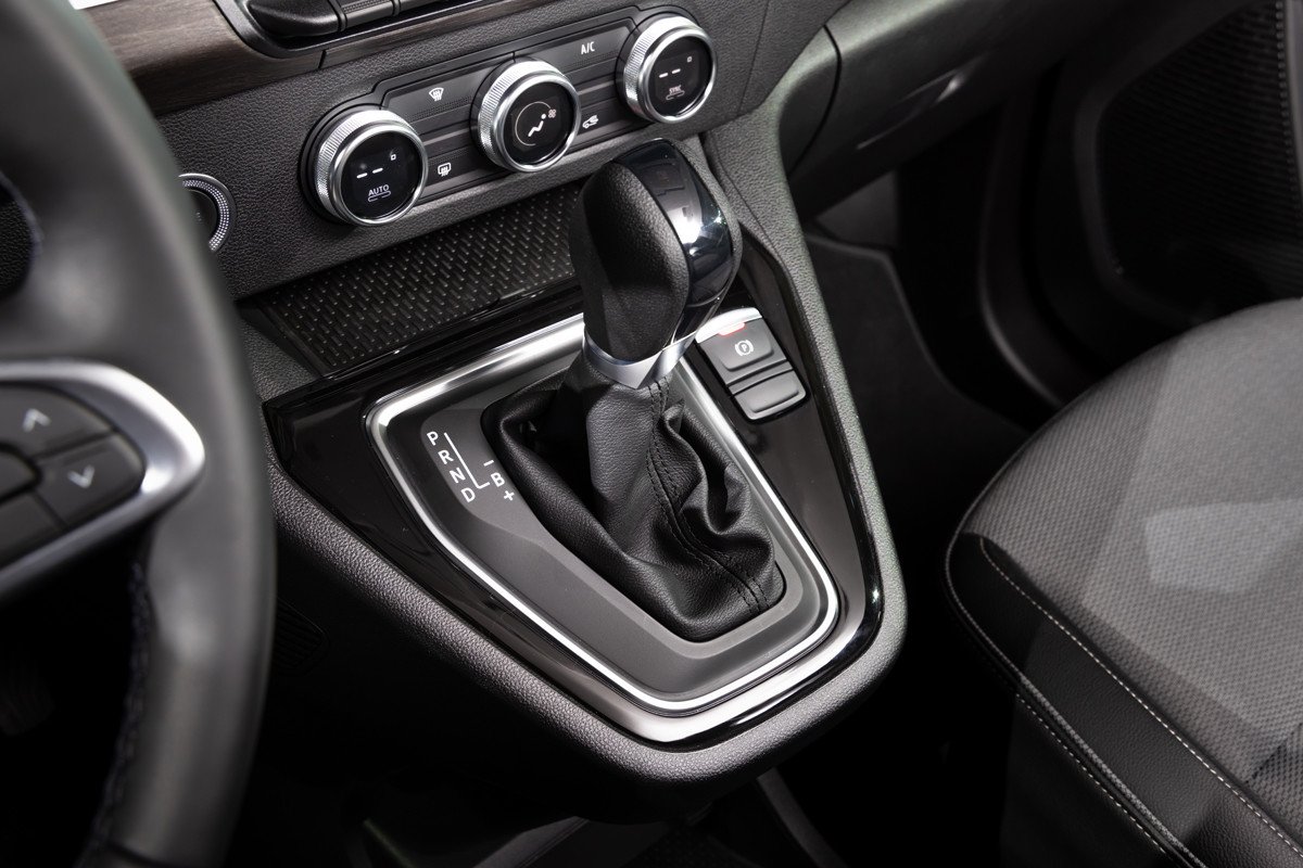 Renault Kangoo Combi E-Tech: eléctrica por primera vez en la versión de pasajeros