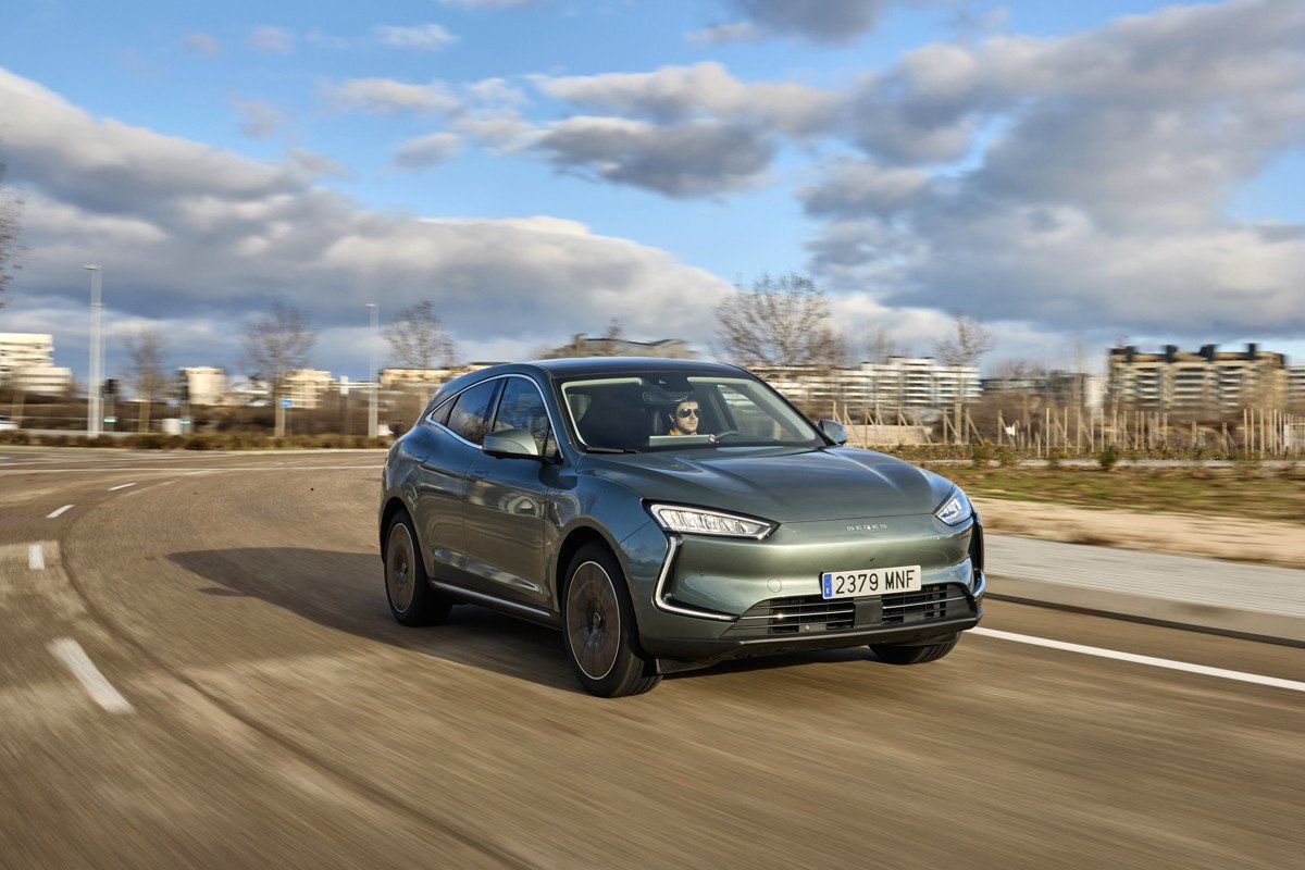 Probamos el Seres 5: precios y datos del SUV chino eléctrico Premium que sorprende
