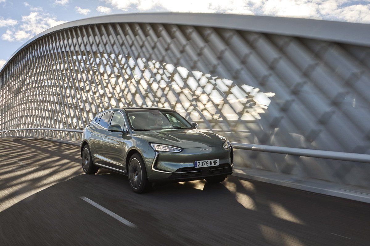 Probamos el Seres 5: precios y datos del SUV chino eléctrico Premium que sorprende