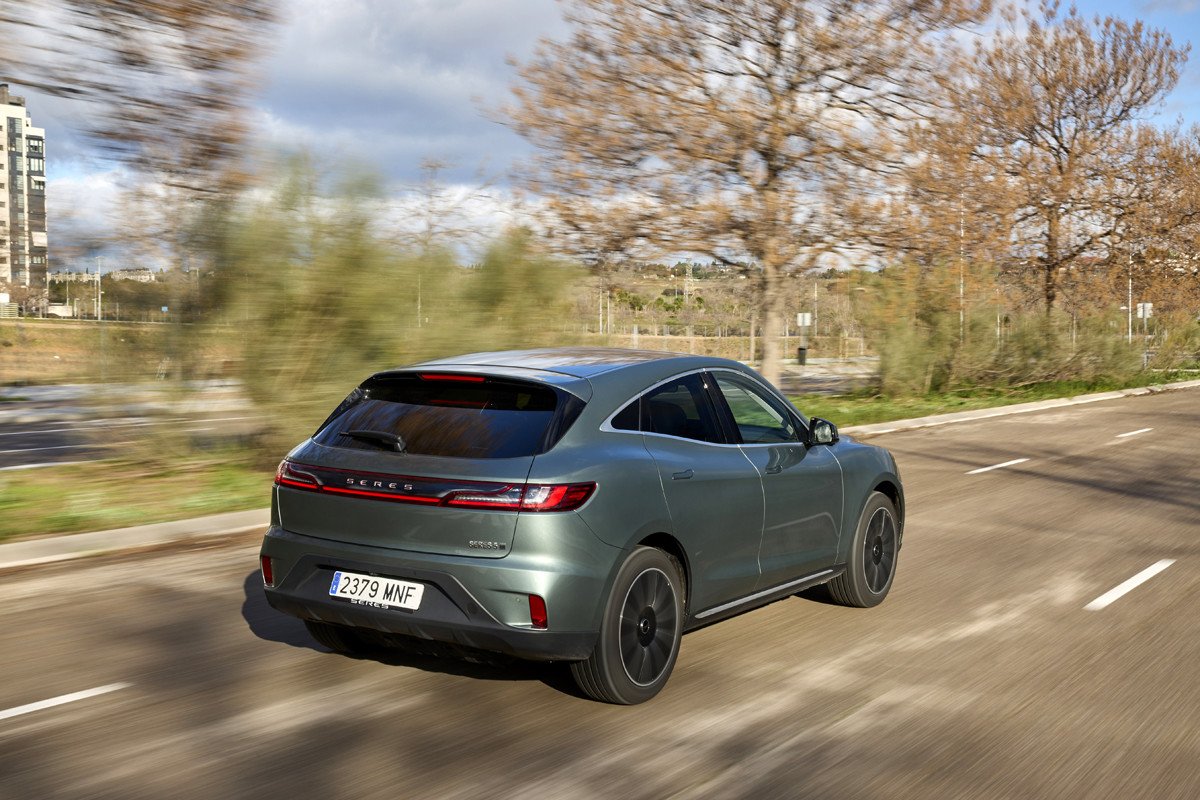 Probamos el Seres 5: precios y datos del SUV chino eléctrico Premium que sorprende