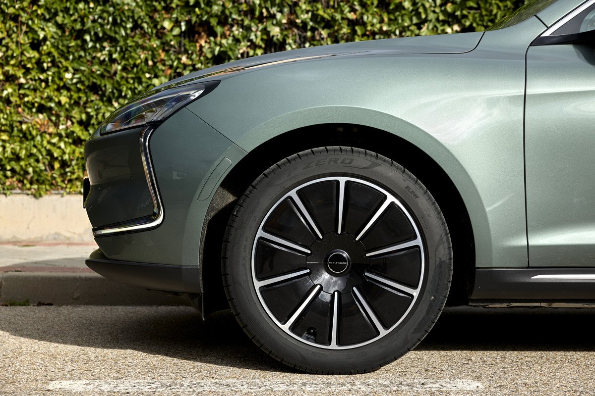 Probamos el Seres 5: precios y datos del SUV chino eléctrico Premium que sorprende