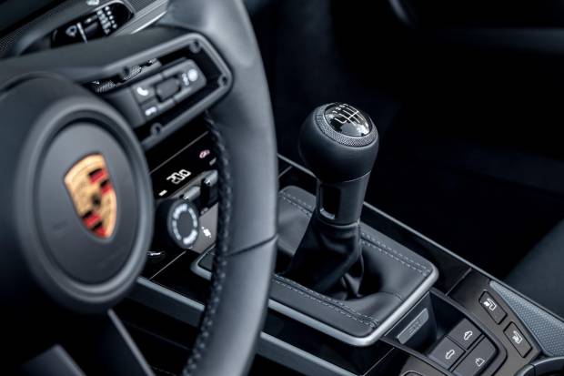 Porsche 911, ahora, con cambio manual de siete velocidades