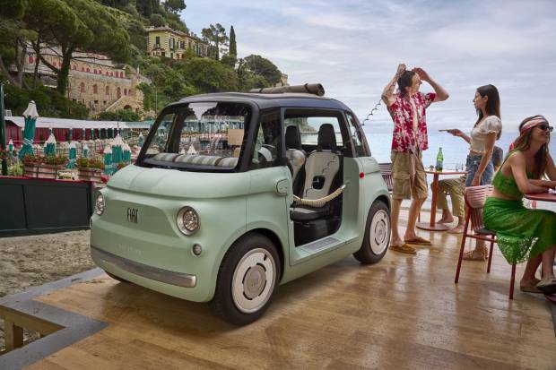 Fiat quiere revolucionar el transporte en la ciudad con el nuevo Topolino